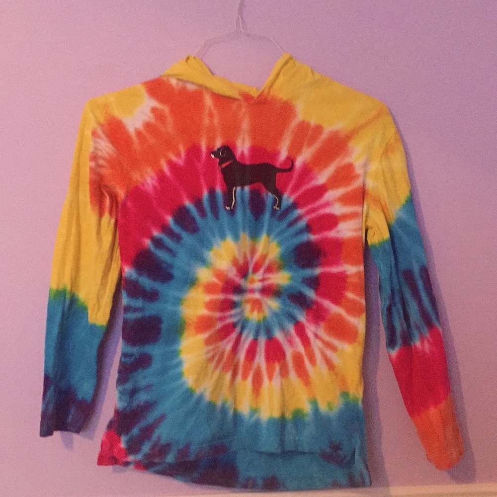 Tie-dye Long Sleeve Hooded Shirt 🐶